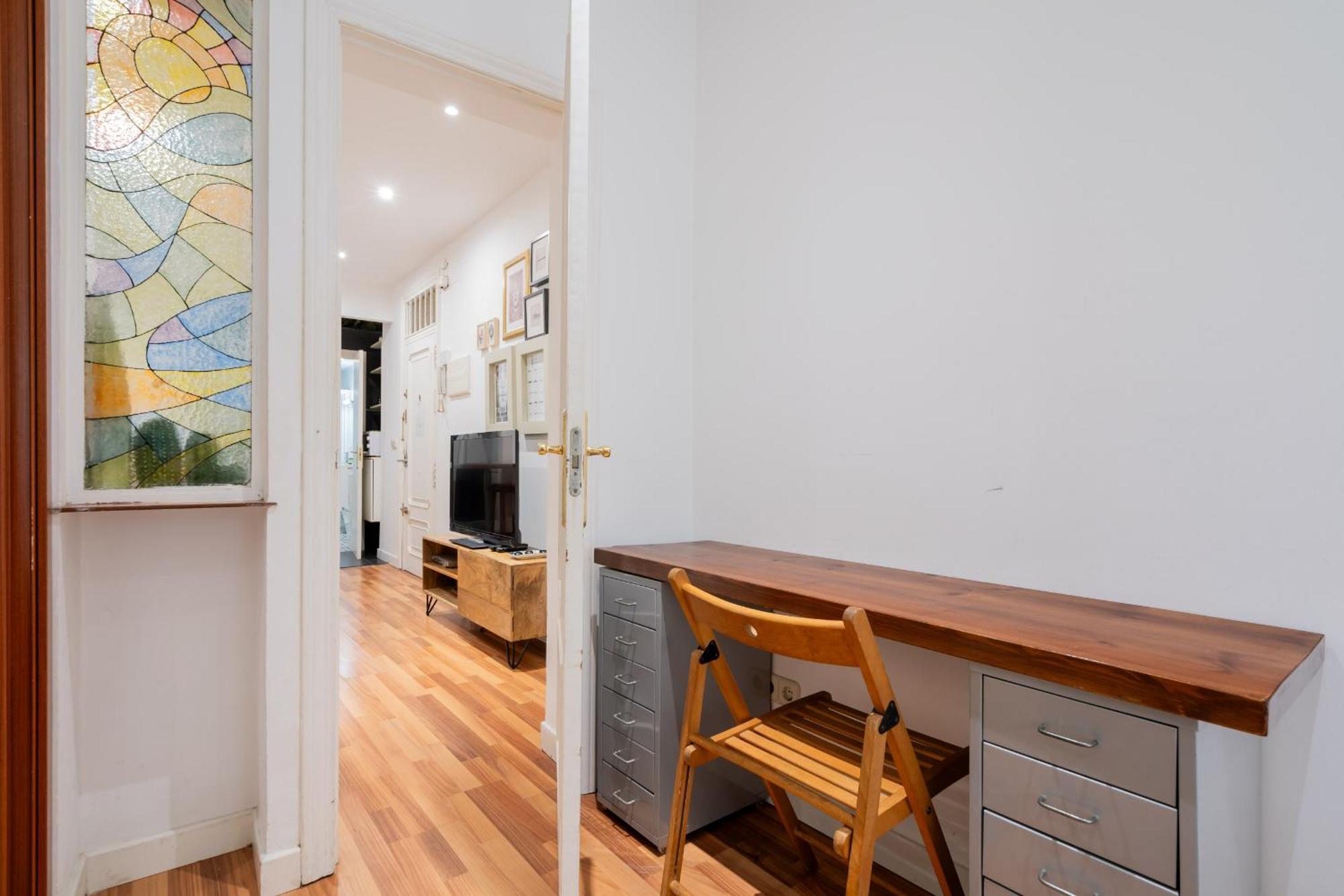 Apartamento En La Plaza De Lavapies Alquiler Temporal Madrid Exterior foto